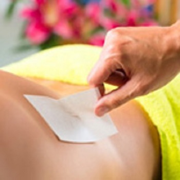 NAIL TECH & MASSAGE - Waxing